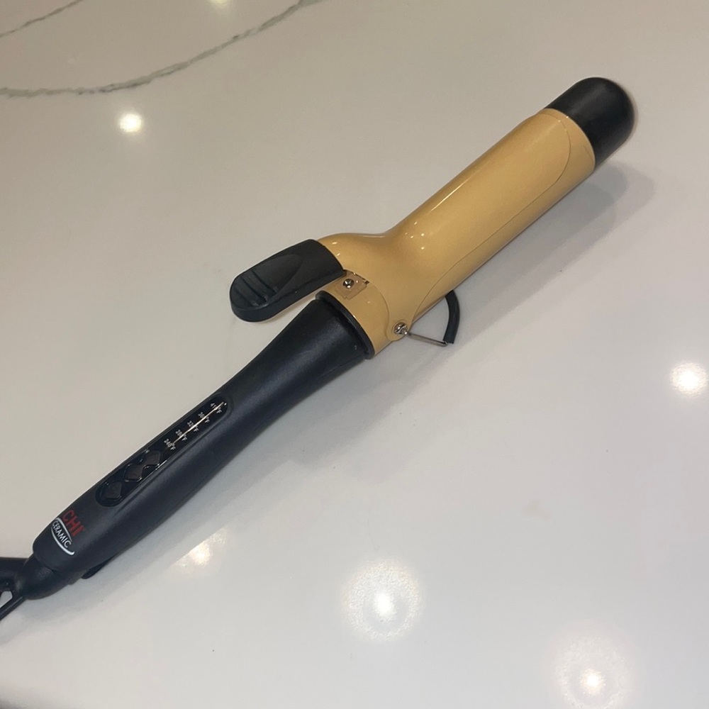 CHI ceramic 3in curling iron